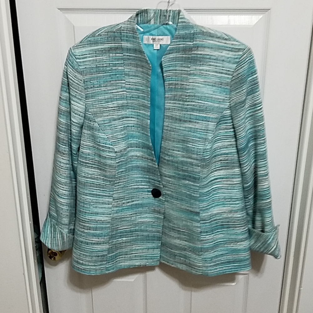 Wonen's separate professional jacket